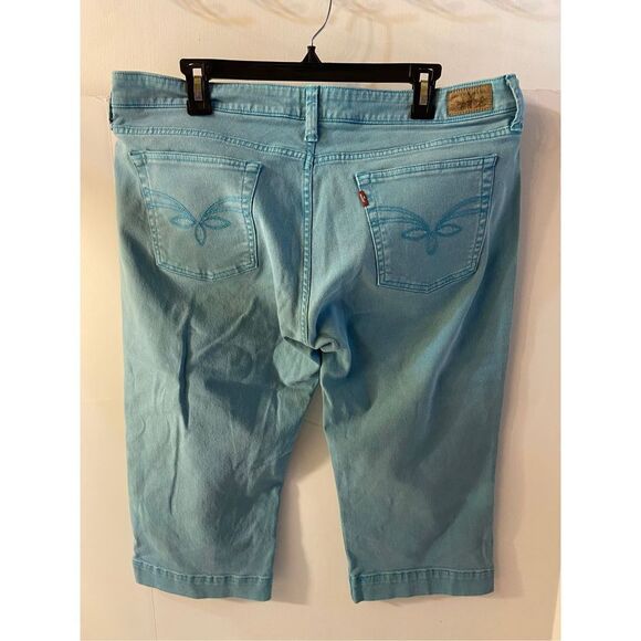 Levis Pants - Levi’s 545 turquoise denim capri shorts size 14